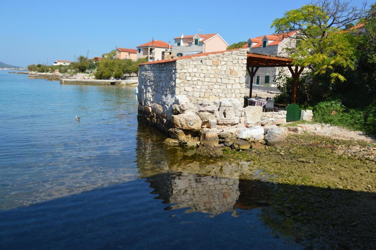studio apartman Kata Prvic Sepurine Esterno foto