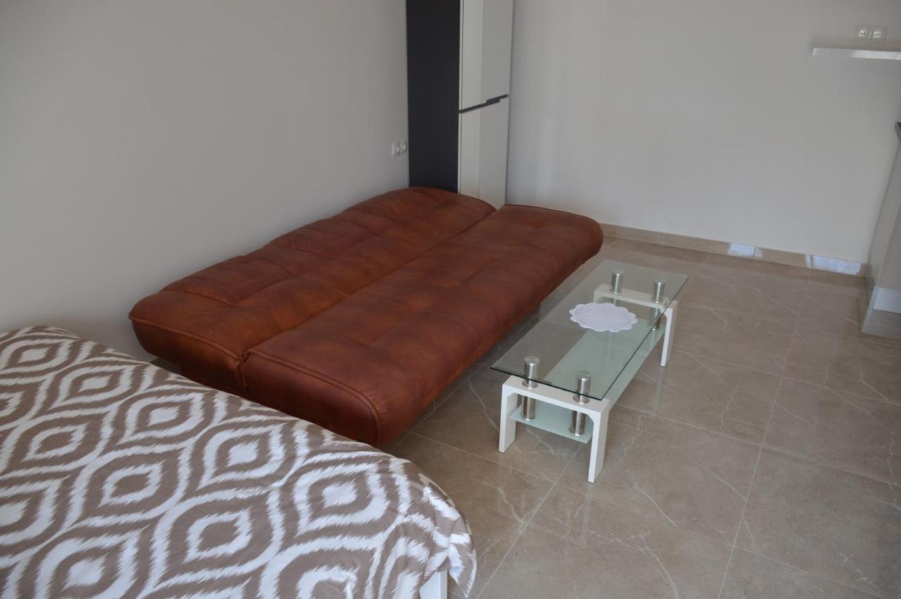 studio apartman Kata Prvic Sepurine Esterno foto